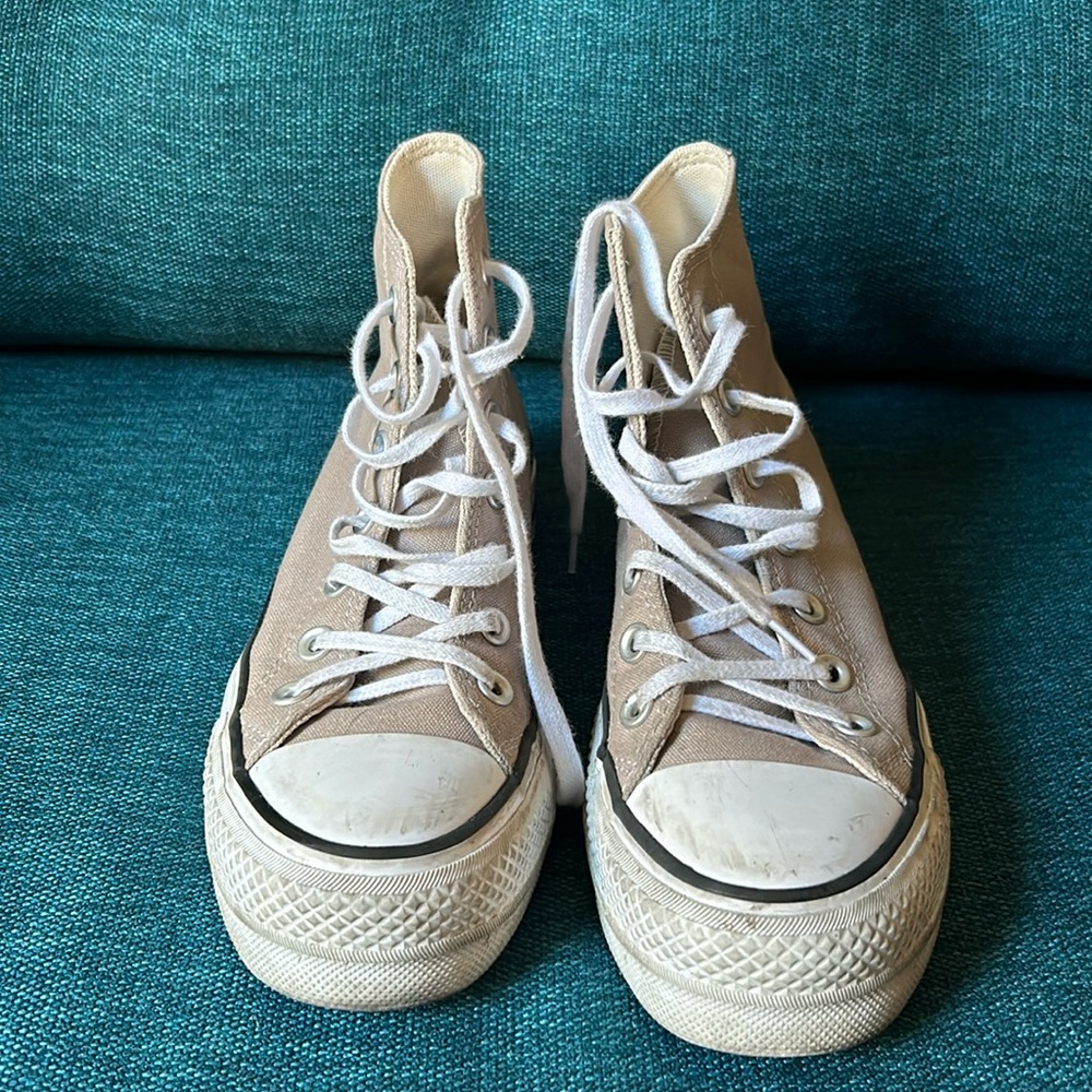 Converse All Star high top platform tan size 6